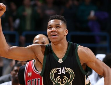 «Greek Freak» το παρατσούκλι του Γ. Ανετοκούμπο αν έπαιζε στο WWE (φωτό, βίντεο)